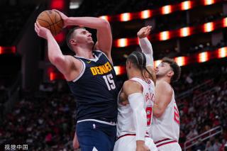 在卡塔尔大 在卡塔尔大